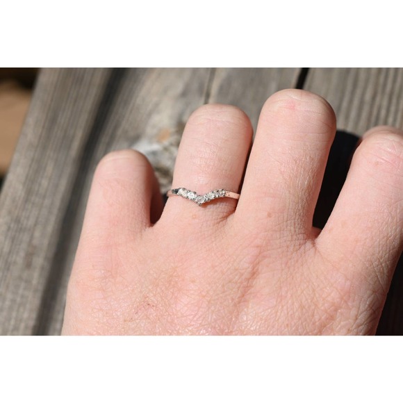 alternative raw diamond engagement ring raw crystal size 4 5 6 7 8 8 9 1… - Picture 2 of 10